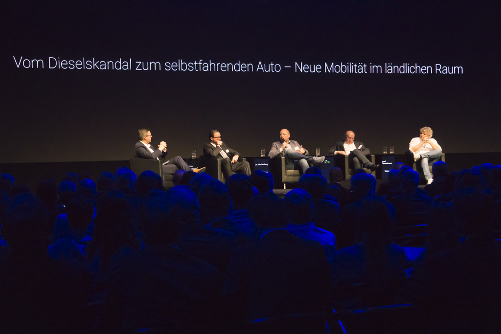 Podiumsdiskussion zur Mobilität der Zukunft